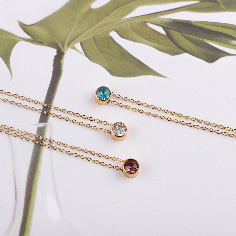 Colliers pendentif en acier in - Birth Flower Necklace avis et prix